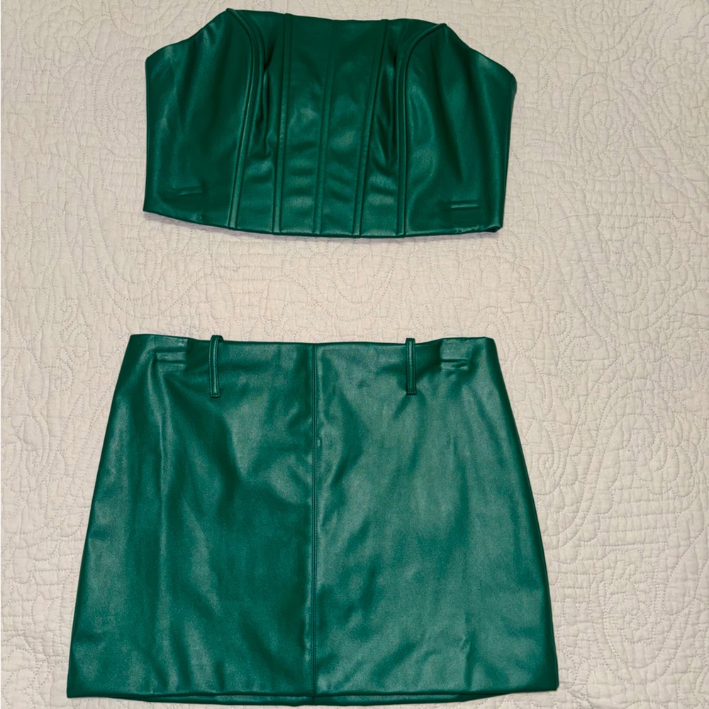 Leather skirt set